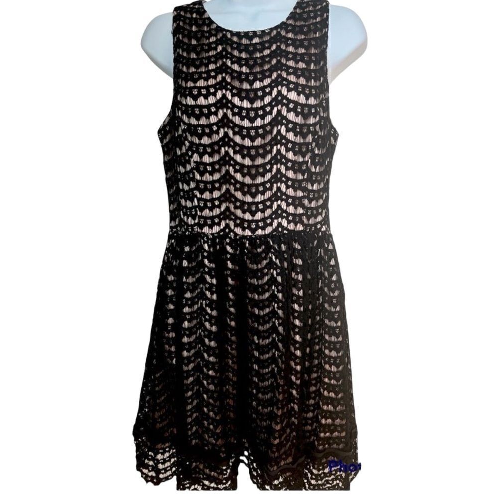 Eliza J Black lace Fit and Flare Dress Sz 8
